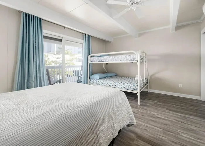 Waldorf 8 - Waveside Ferienhaus